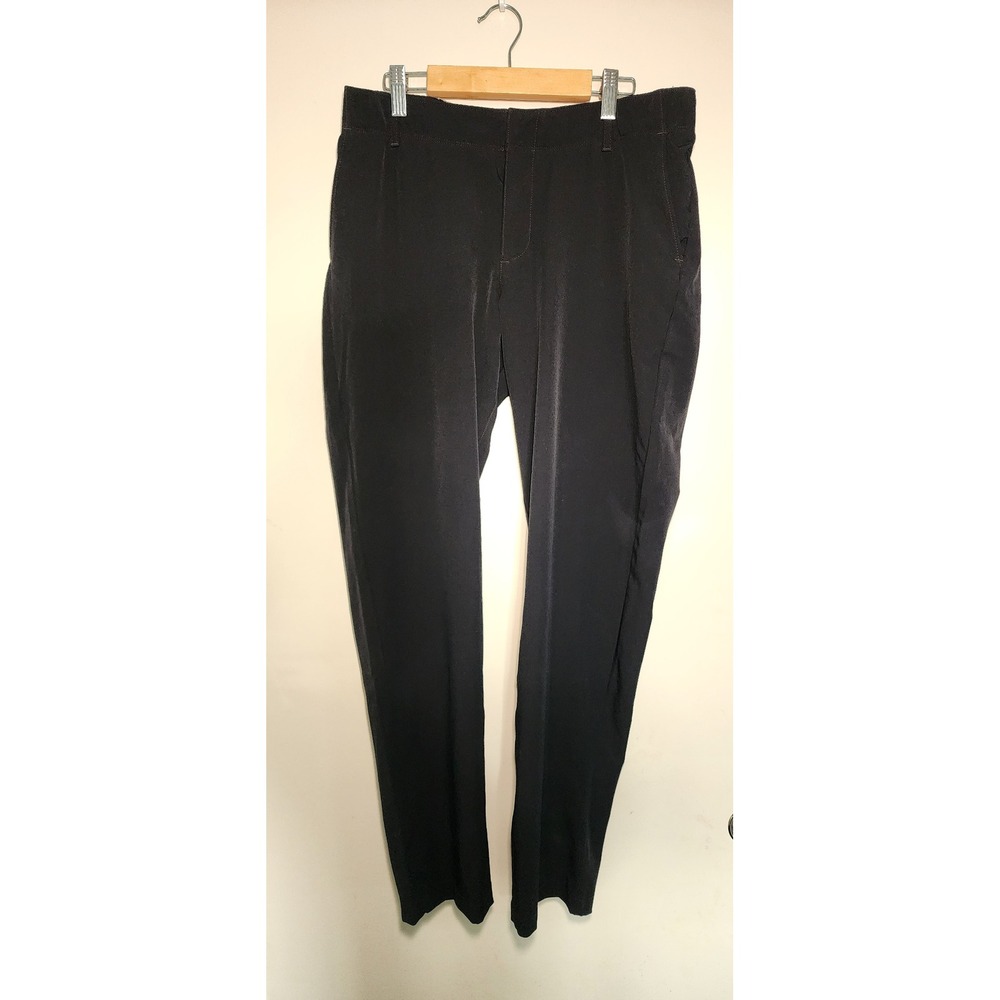 Under Armour HeatGear Women's Black Golf Pants Sz 10 Flat Front
Comfy 31" Inseam